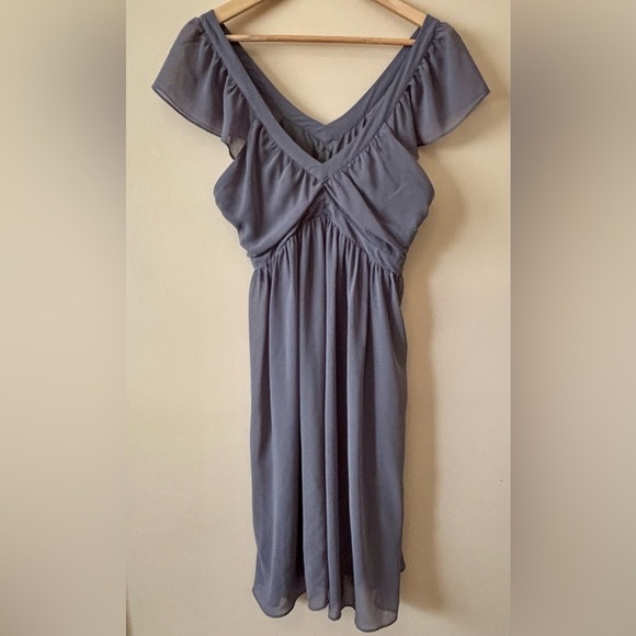 RW&Co.| Beautiful Grey Chiffon Sheer Flowy Lined V-Neck Midi Cocktail Dress Sz 8 - Picture 1 of 5